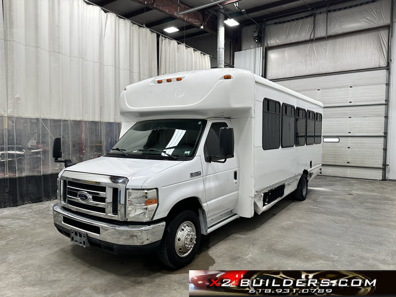 2013 Ford Econoline E-450 Super Duty